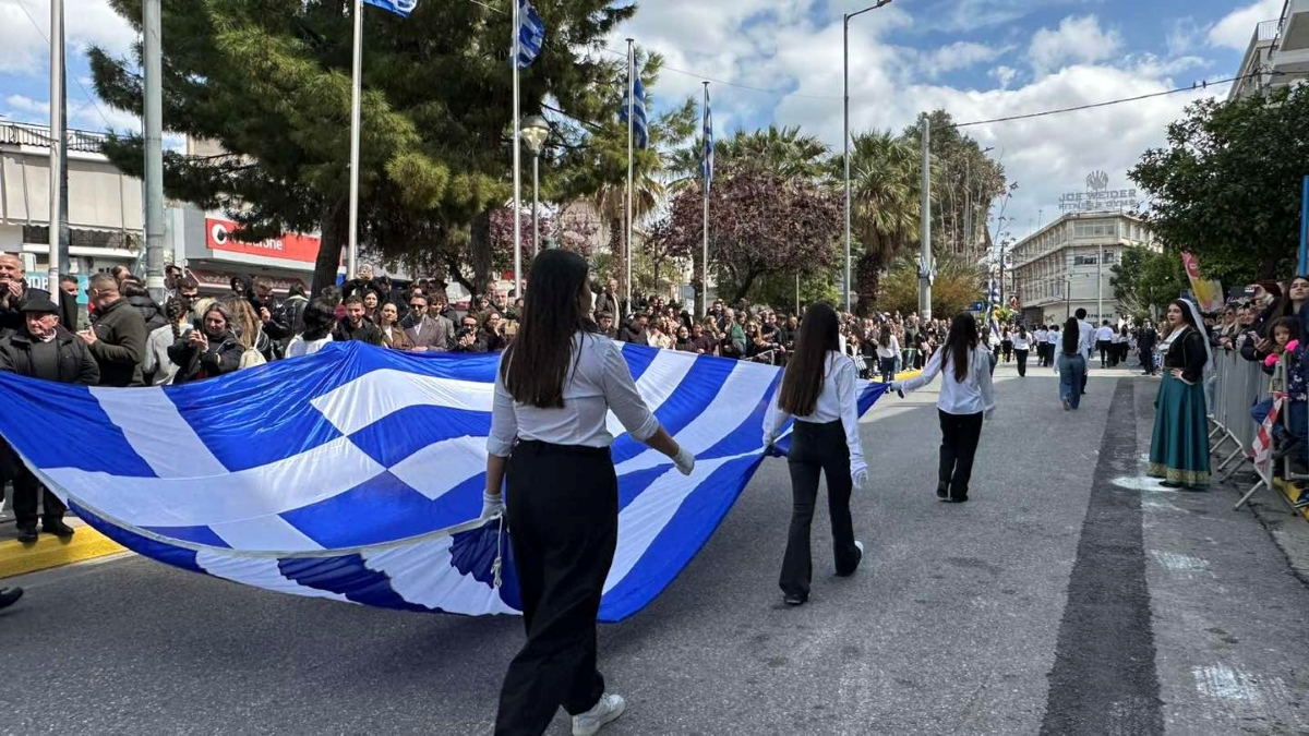 &Epsilon;&Kappa;&Delta;&Eta;&Lambda;&Omega;&Sigma;&Epsilon;&Iota;&Sigma; &Gamma;&Iota;&Alpha; &Tau;&Eta;&Nu; &Epsilon;&Theta;&Nu;&Iota;&Kappa;&Eta; &Epsilon;&Pi;&Epsilon;&Tau;&Epsilon;&Iota;&Omicron; &Tau;&Eta;&Sigma; 25&eta;&sigmaf; &Mu;&Alpha;&Rho;&Tau;&Iota;&Omicron;&Upsilon; 